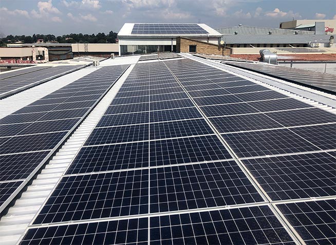 Southdale Shopping Centre - A Decentral Energy solar PV project